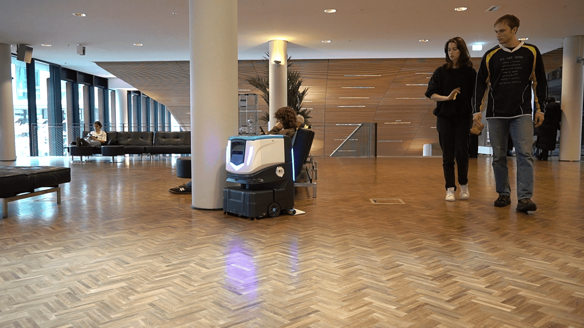 Cobi 18 robotics scrubber cleaning University of Amersterdam-